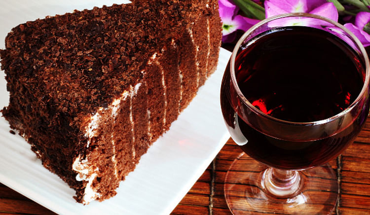 Top 10 Places In Delhi NCR To Find Truly Boozy Desserts That You Can Get Drunk On