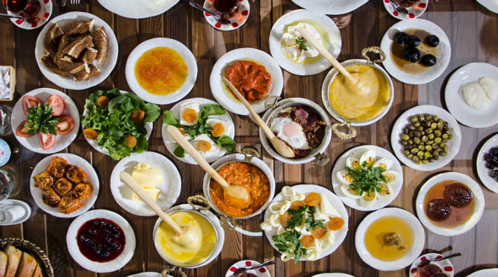 Best Sunday Brunches In Delhi NCR