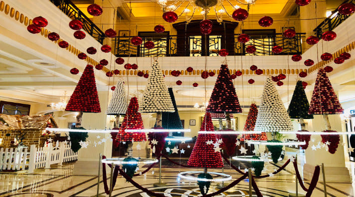 Restaurants in Delhi NCR are saying Merry Christmas in a yummy way