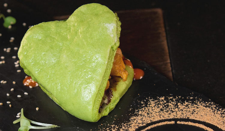 From decadent desserts to bottomless drinks and overall lovey-dovey ambience, these restaurants have it nailed
