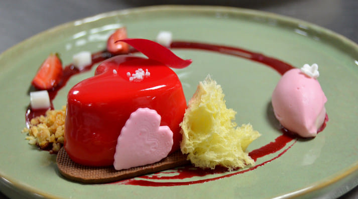 Wine and Dine at these top restaurants of Kolkata