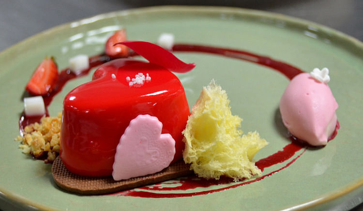 Wine and Dine at these top restaurants of Kolkata