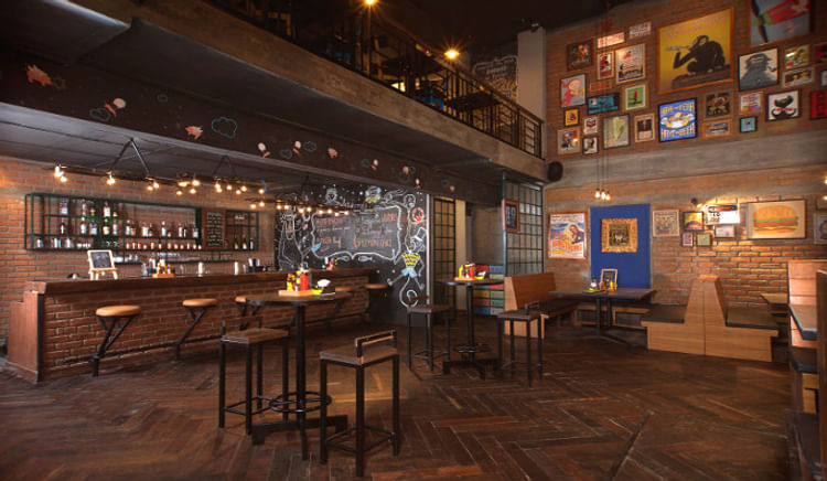 Mumbai Malvani Chicken Thalipeeth Tacos, Hyderabad Nagarjuna Chilli Chicken Rolls, Delhi Butter Chicken Samosa – Howzat for some T-20 fun!