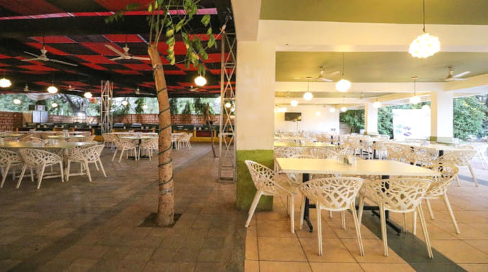 Get a stadium-like experience of watching live cricket along with friends and family