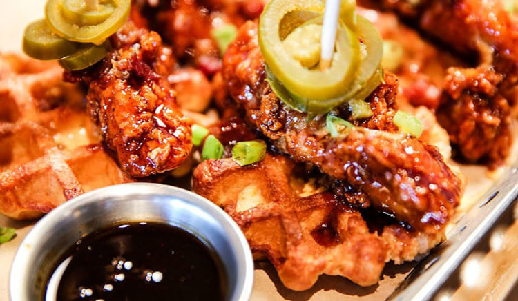 Nachos, tacos, enchiladas, quesadillas and juicy burgers galore!