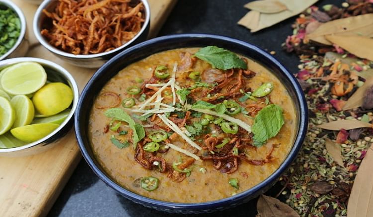 Savour the best of Mohammed Ali Road treats at this repast
