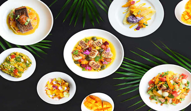 A drink, a starter, a main course, a dessert or a drink – so many delicious ways to incorporate the mango!