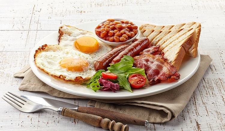 Restaurants that serve early breakfast in Khan market