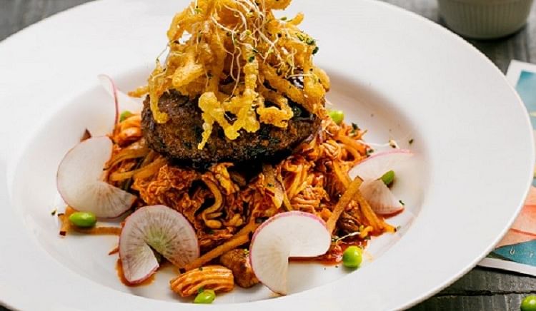 Restaurants serving the best burgers in Mumbai