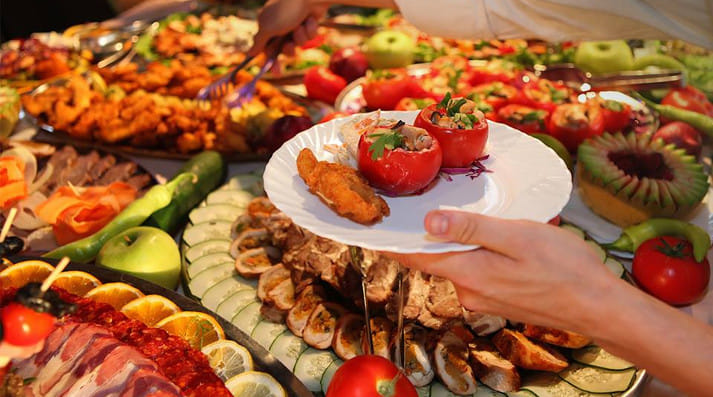 Enjoy the best of the culinary world at the Sheraton Grand Bengaluru Whitefield Hotel & Convention Center all day