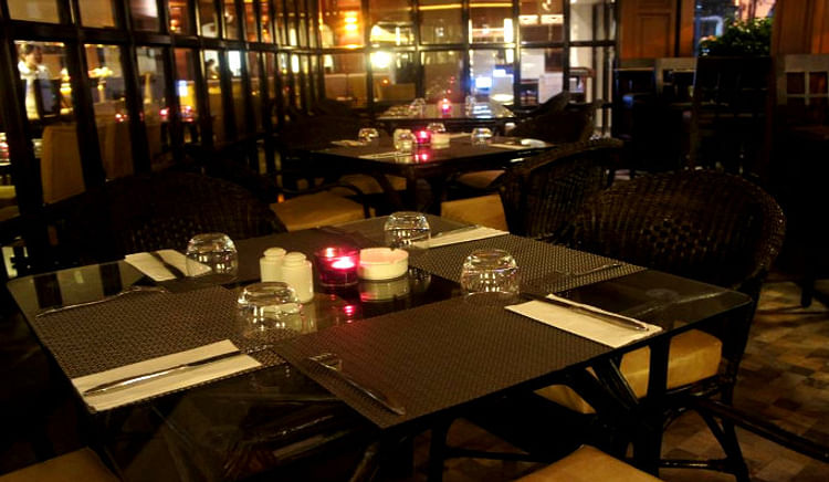While roadside tea stalls have their charm, indulge yourself with some great grub at these restaurants that serve you late into the night