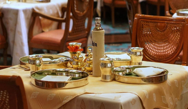 From pocket-friendly and simple lunches to grandiose and meaty thalis – our selection of the best South Indian thalis has it all