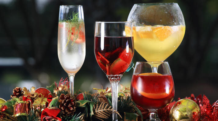 From stuffed turkey to pumpkin pies, sangrias, beers, stollens, plum cakes, mince pies and more, Christmas has so many delicious things to look forward to