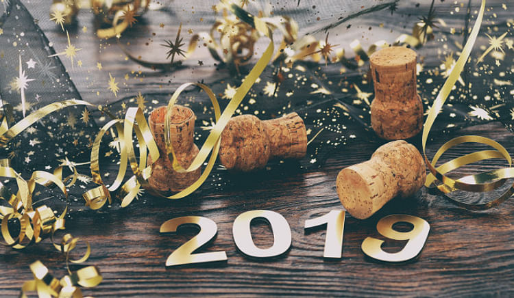 Hottest NYE parties with groovy beats & delectable feasts in Ahmedabad!