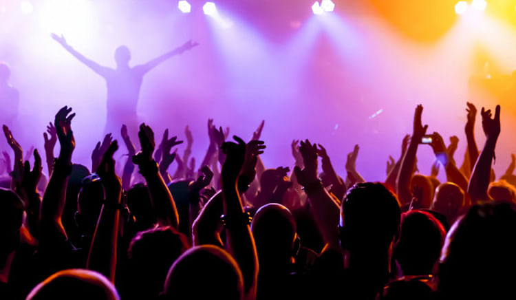The best of DJs, live bands, live food stations and range of beverages is what a good New Year’s party is all about