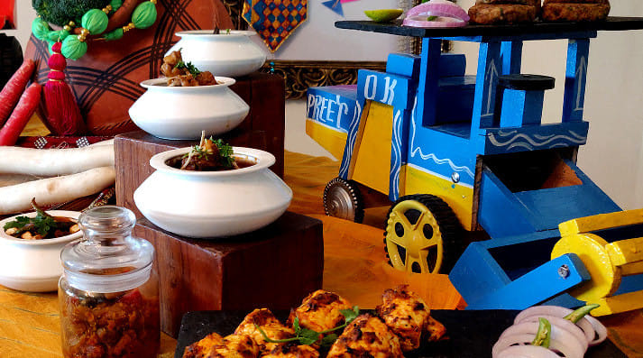 In the mix are seasonal dishes like ‘Ganne Ke Ras Ki Kheer’, ‘Kunna Murg’, ‘Baingan Ka bharta’, ‘Amle Wali Macchi’ and more