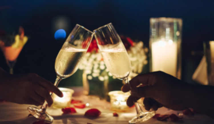 Good food, good drinks and a great ambience and your partner by your side. Try these 7 places to seal the deal