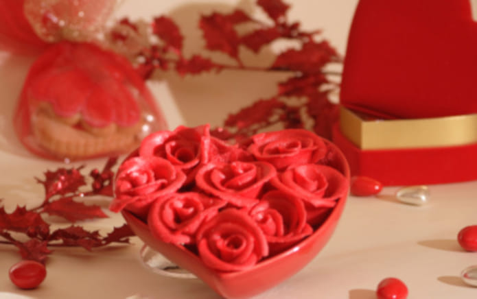 We bring to you the perfect love gifts for this Valentine’s Week