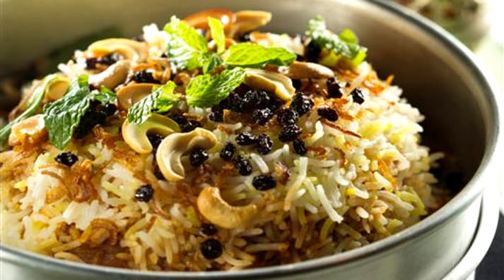 Restaurants that will assure you an excellent Parsi meal this Navroze