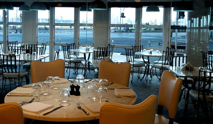 Eat spicy food, sip hot brews and enjoy spectacular views during monsoons!