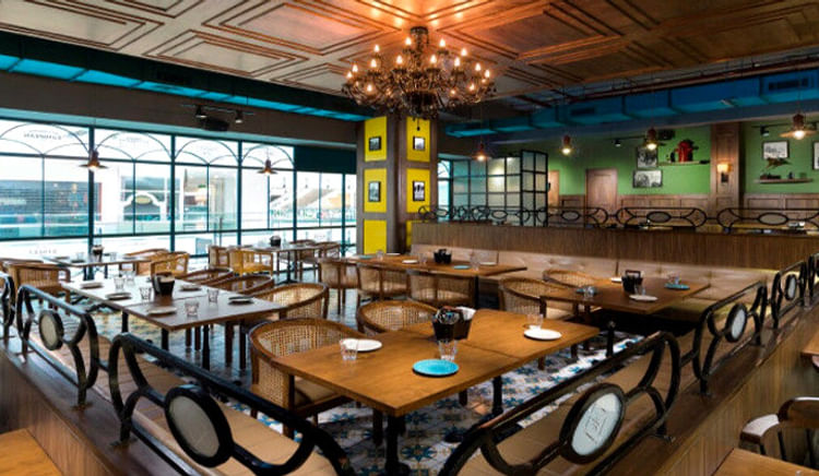 Eat your favourite food while shopping at this wonderful mall!