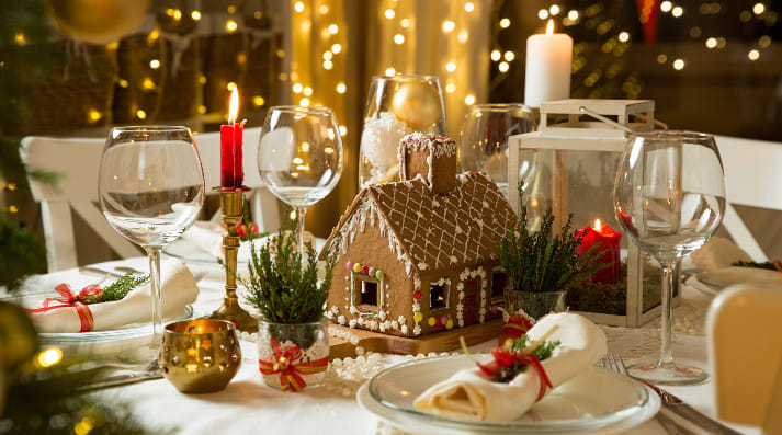From traditional Christmas fare to casual, a la carte offerings in a variety of cuisines!