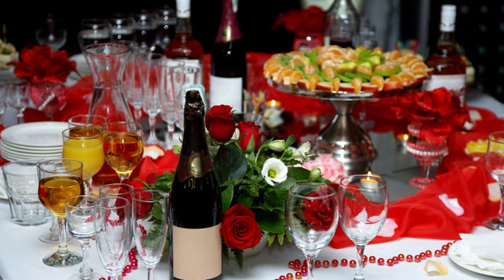 Celebrate New Year with exquisite meals at popular places!