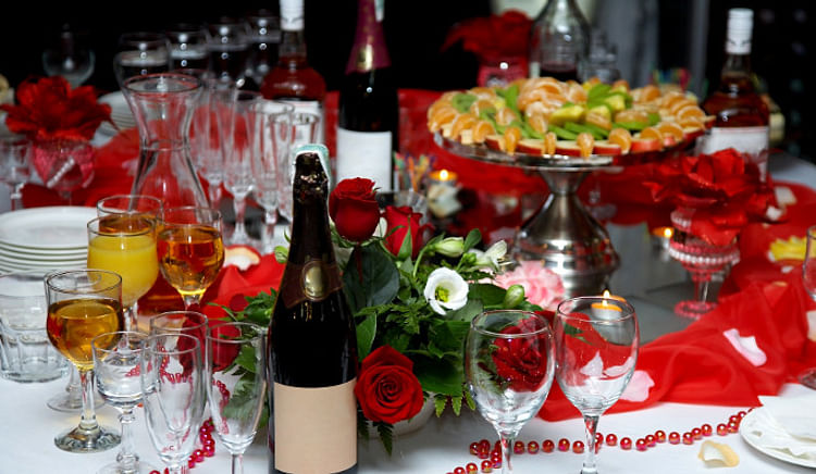 Celebrate New Year with exquisite meals at popular places!