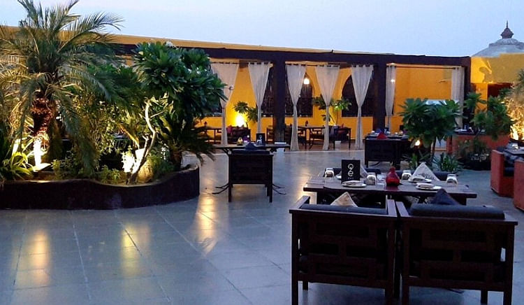 Stunning rooftop restaurants near you!
