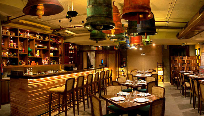 Take your family for some cool dinner now!