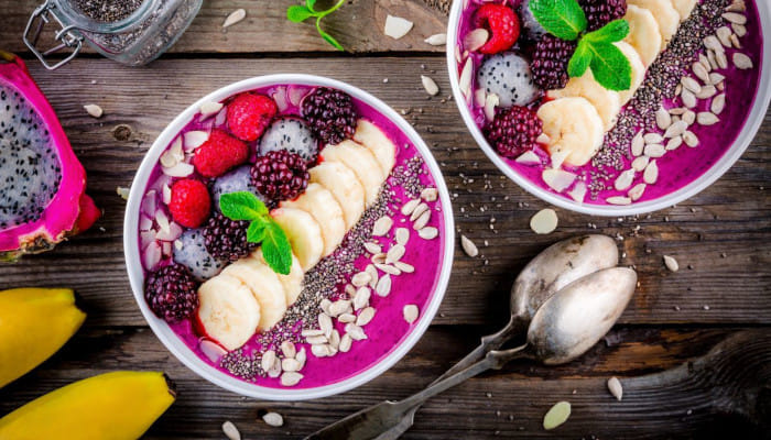 These homemade smoothie bowls will brighten up your day