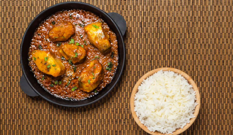Divine Bengali delicacies that every Kolkata foodie will vouch for!