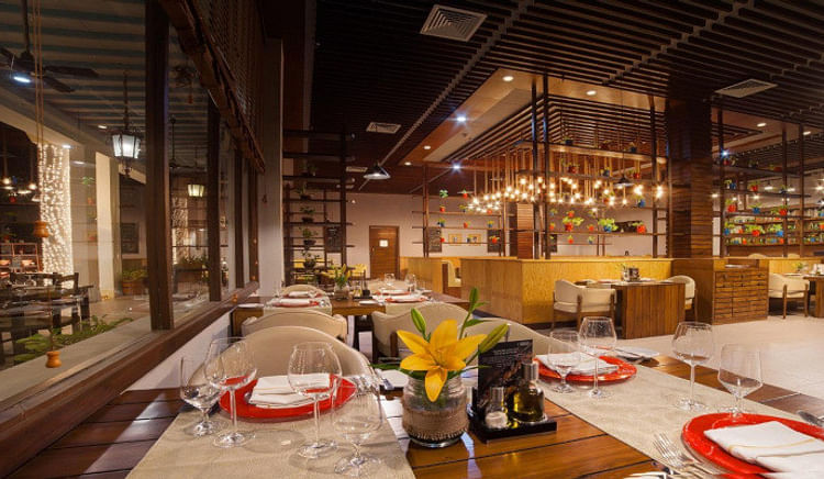 Head to these safe restaurants in the 'Pink City' to get your foodie fix