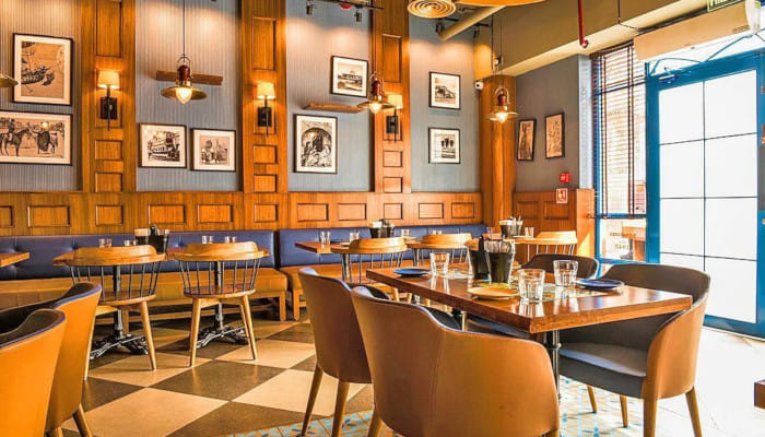 Sample the yummiest selection of grub that Delhi has to offer.