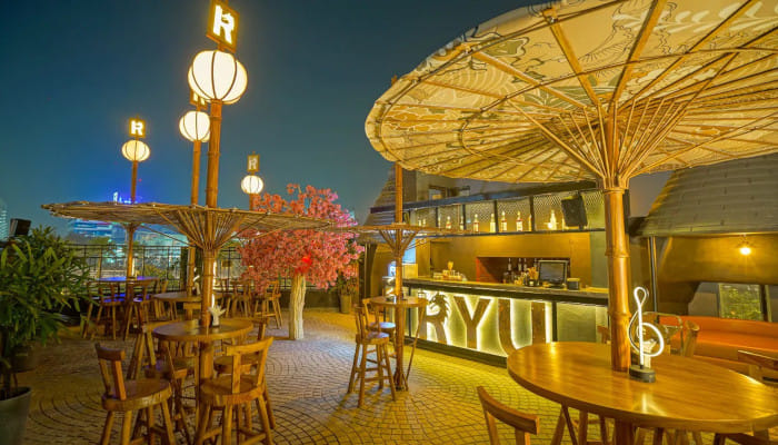 Charming restaurants to enjoy Delhi's stunning winter with bae