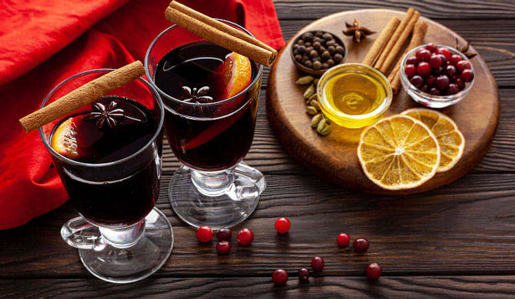 All aboard the mulled wine train!