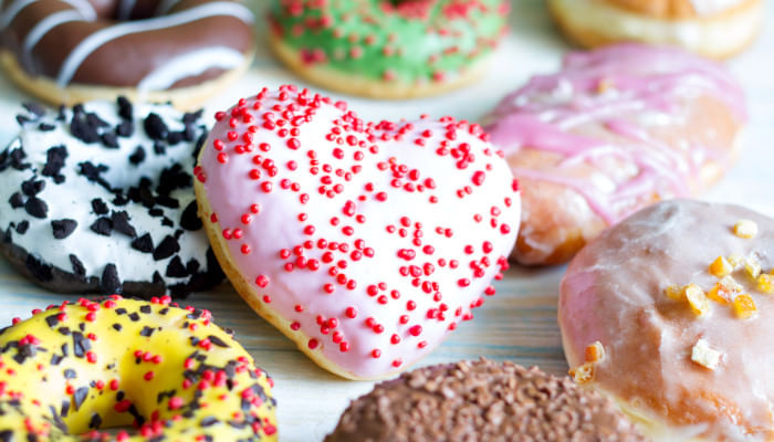 Delish Valentine's Day Special Sweet Treats In Delhi NCR