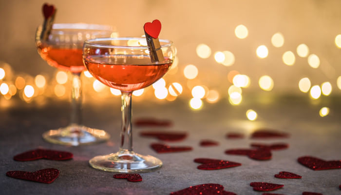Here's Where You Can Sample The Most Perfect Cocktails For Valentine's Day in Delhi NCR