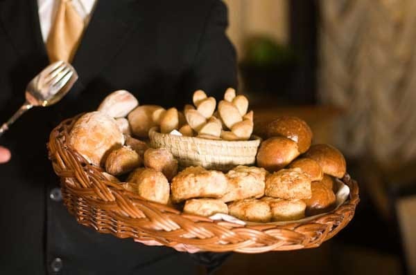 List of Popular Restaurants that Bake Delicious Breads