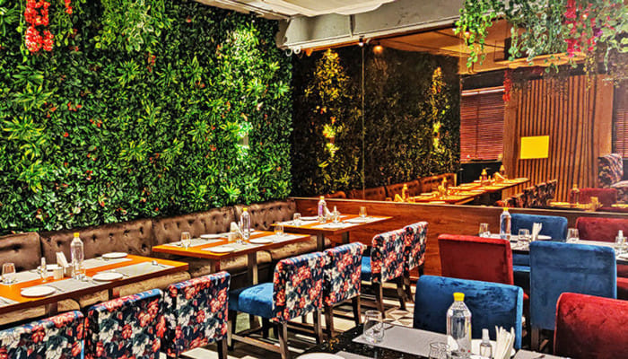 Perfect places in East Delhi for delightful dining experiences