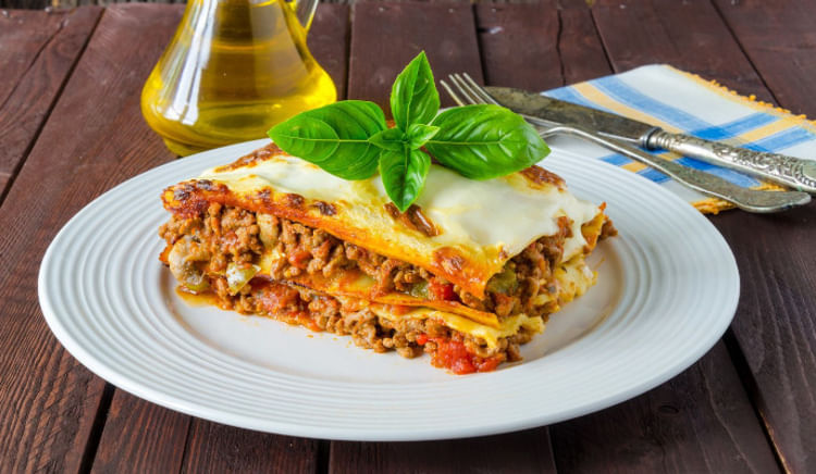 Craving layers of dreamy-cheesy goodness? Look no further..