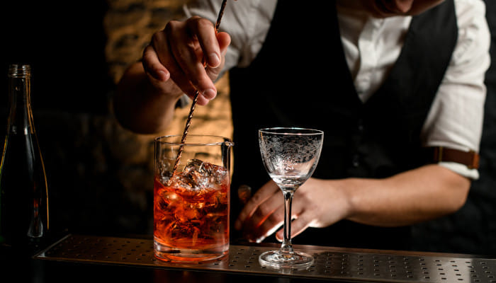 Chic cocktail serving places that need to be on your 'To-Tipple' list