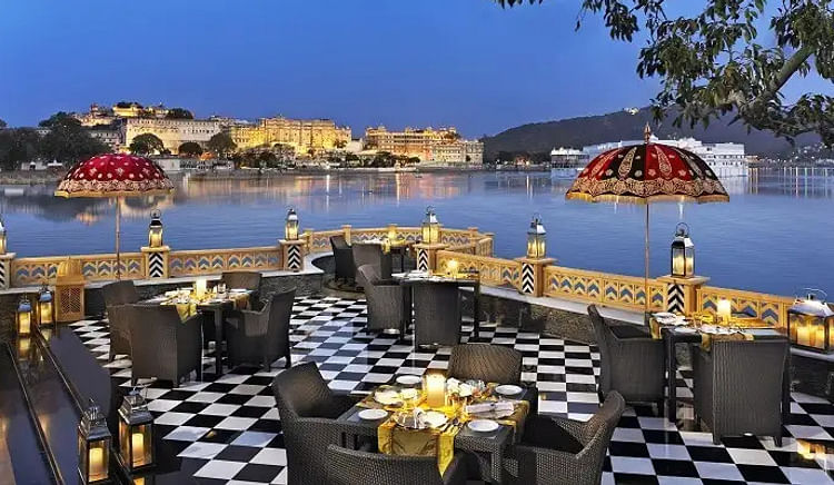 Dreamy hotspots for your next sundowner in the gorgeous city of Udaipur