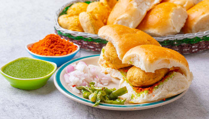 A Foodies Guide To The Best Vada Pav Serving Places In Mumbai
