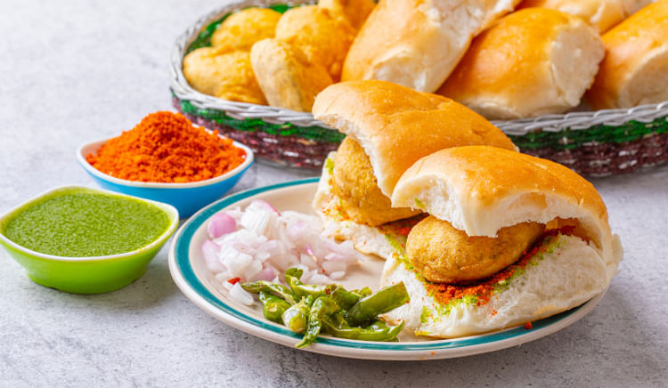 Bookmark this list for your next street food excursion in the city