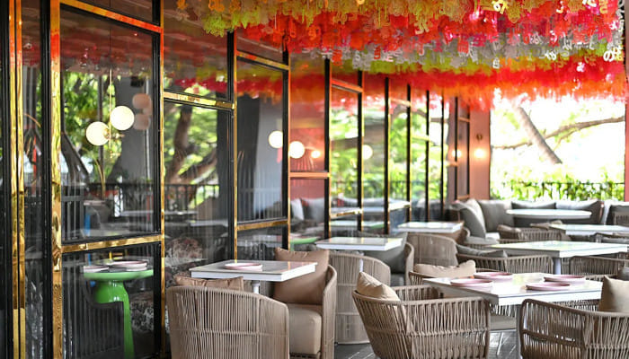 Come experience stunning views, dreamy concoctions & modern Asian delicacies. 