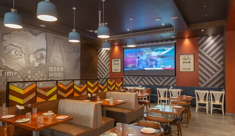 Enjoy delicious food and artisanal drinks