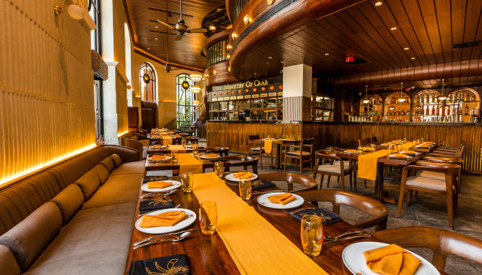 Wondering what place to go next to enjoy nice seafood? The answer would simply be, the Ministry of Crab.