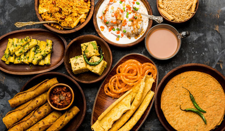 From Dal Vada to Kulfi, here’s where to get your fix of Ahmedabad’s fun street food