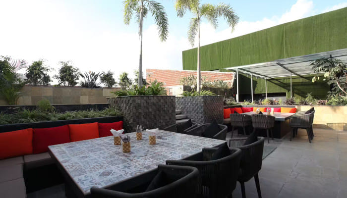 Think less and eat more this festive season, only with EazyDiner